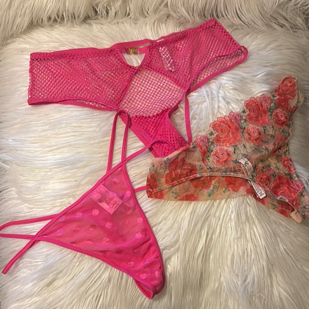 NWT Victoria's Secret Pink and Floral Intimates Set